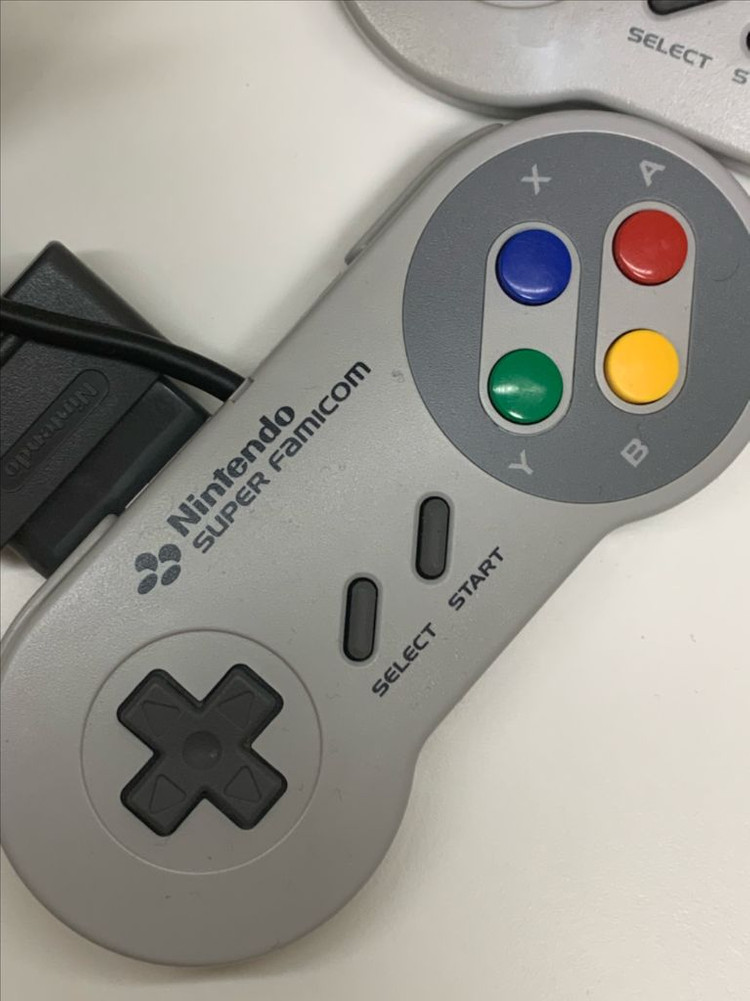 슈퍼패미콤 컨트롤러 2개세트--2