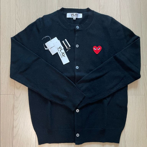 [거의 새제품] 꼼데가르송 레드와펜 가디건 블랙 여자 m