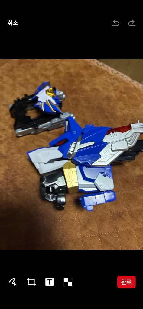 메탈카드봇w블루캅 웨폰 판매아니면 교환합니다 이미지