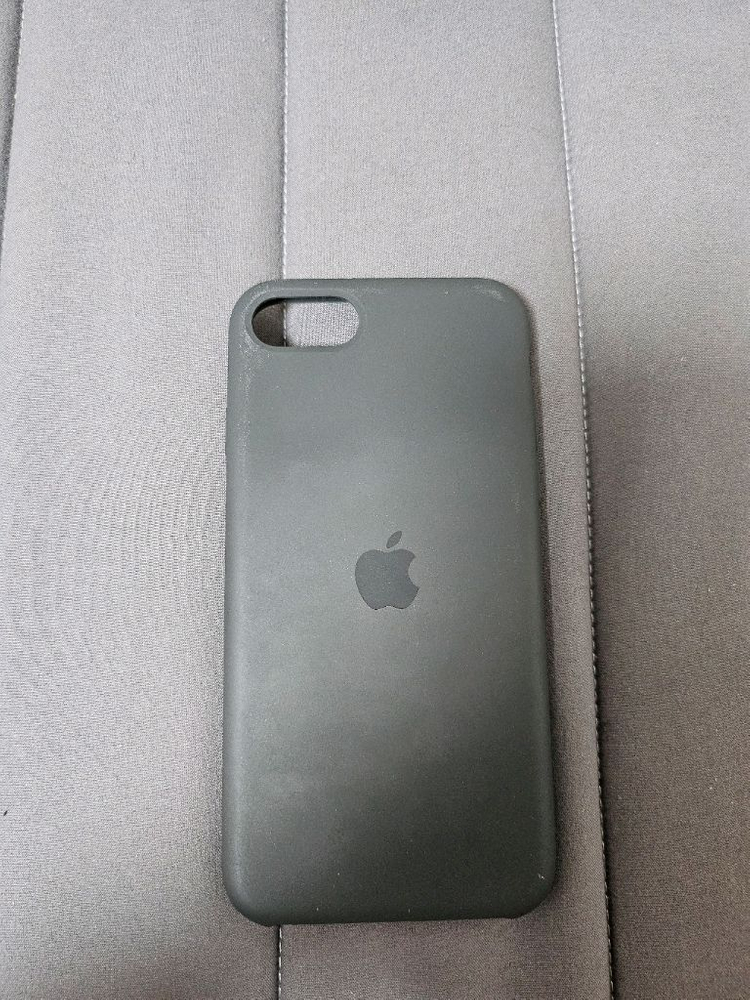 아이폰se3정품 살리콘케이스 팔아요--0