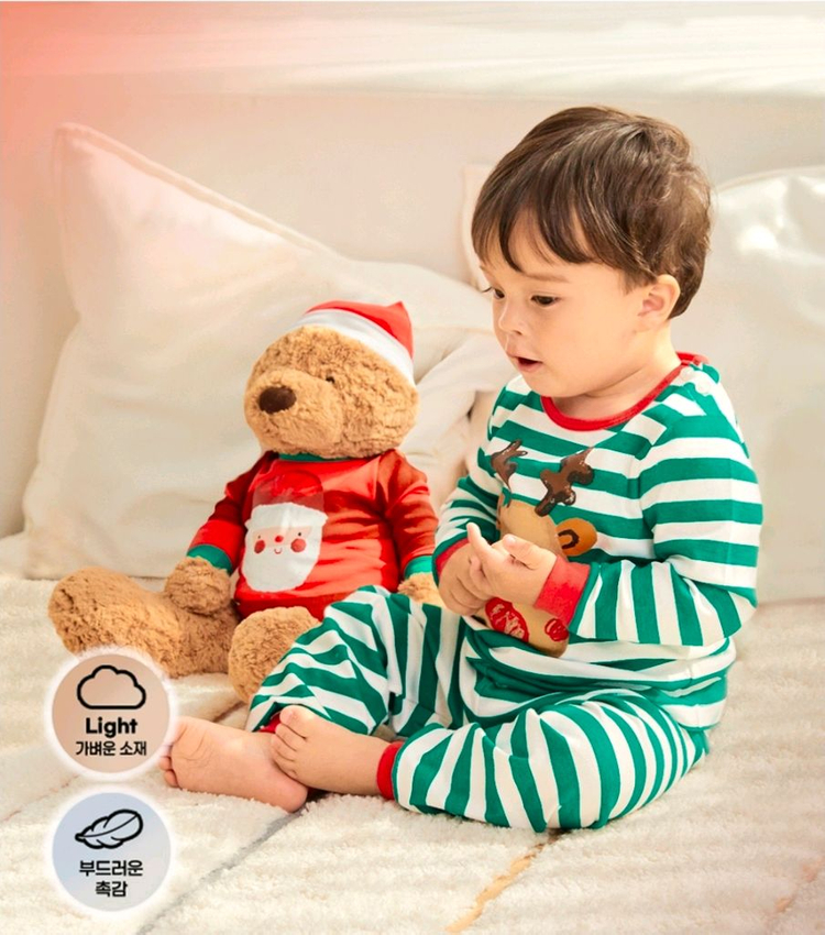 유니프랜드 무형광 크리스마스 내복 새것 140--3