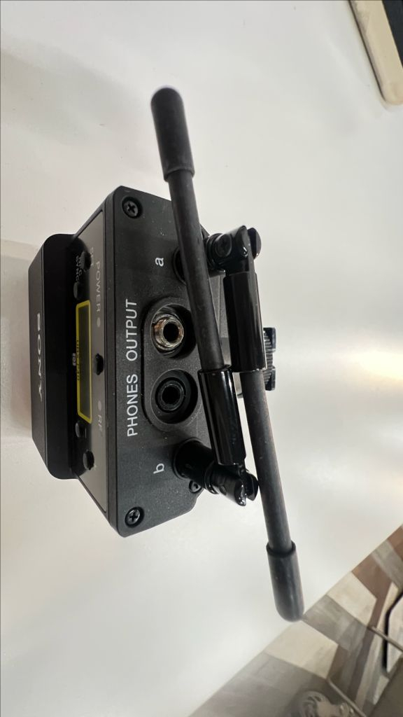 파격 가격인하 Sony UTX-B40 + URX-P40 무선 마이크 세트 이미지