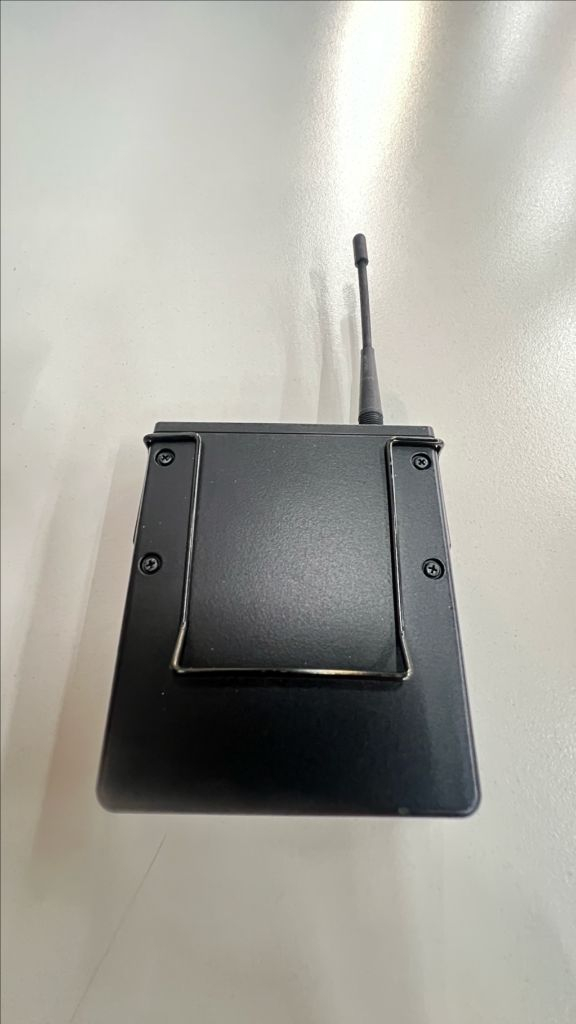 파격 가격인하 Sony UTX-B40 + URX-P40 무선 마이크 세트 이미지