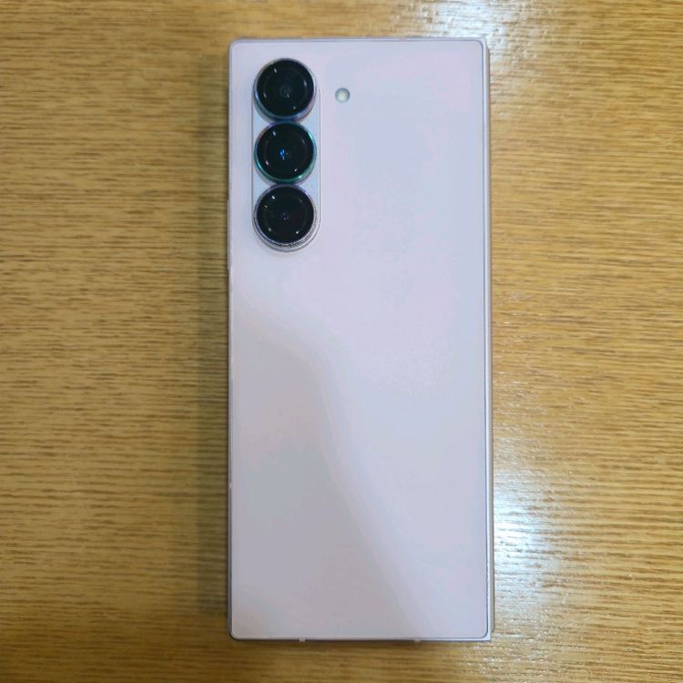 삼성 갤럭시 Z폴드6(택배포함)--1