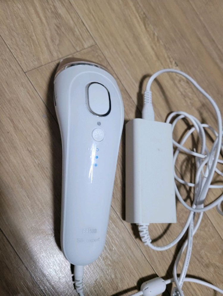 브라운 실크 엑스퍼트 IPL 레이저 제모기(택배포함)--1