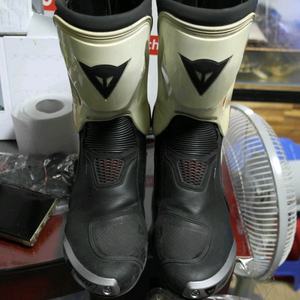 다이네즈 D1 아웃 부츠 43호 -검흰빨-