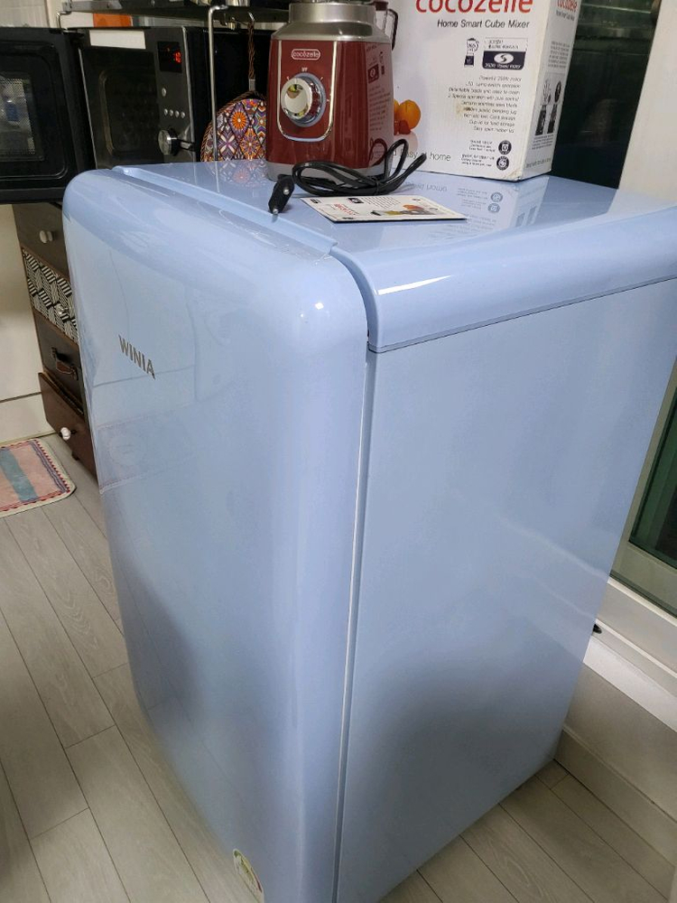 위니아 레트로 소형 냉장고 118L 거의새상품 내외관 아주깨끗 레트로냉장고 이미지