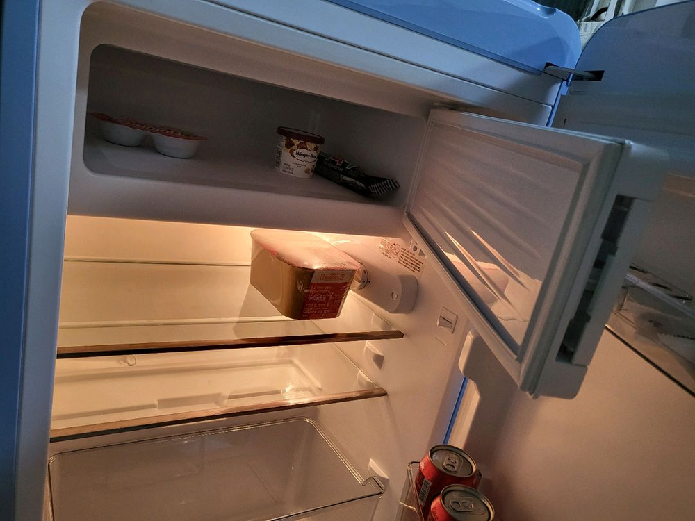 위니아 레트로 소형 냉장고 118L 거의새상품 내외관 아주깨끗 레트로냉장고 이미지