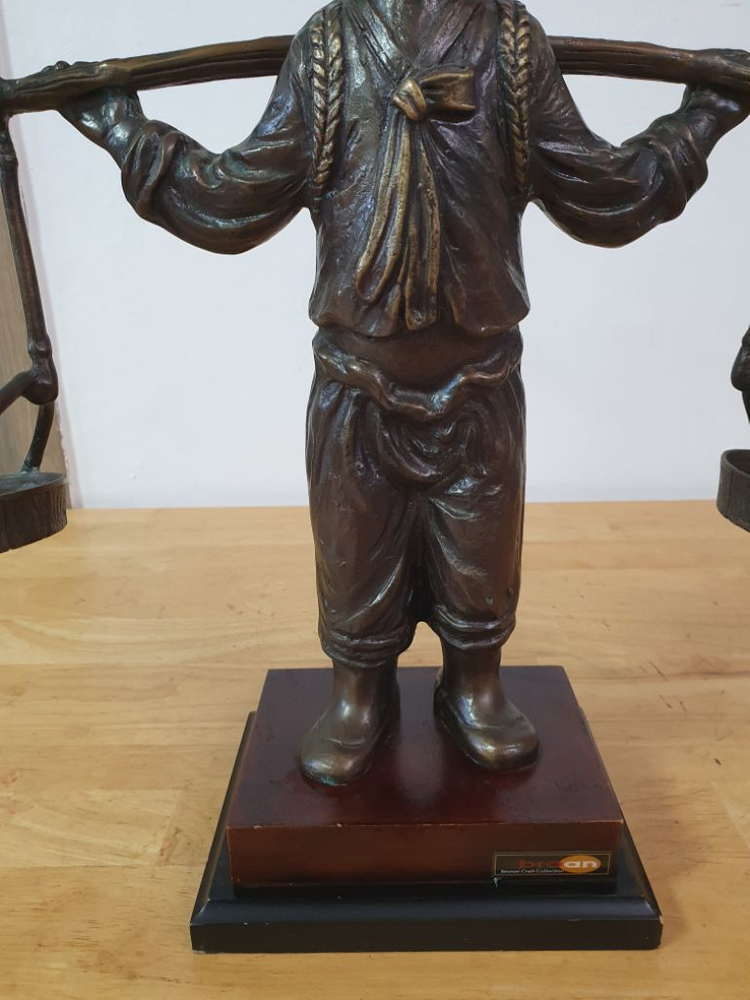 동 장식품 이미지