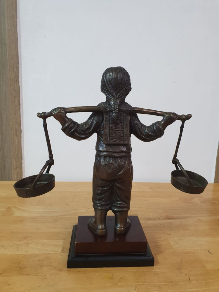 동 장식품 이미지