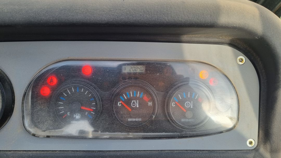 두산 7톤 21년식 2000시간 힌지드 임대,매매--4