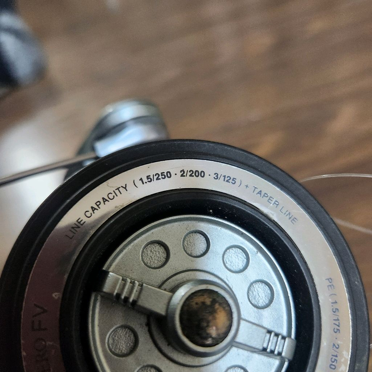 시마노 원투릴 2대--5