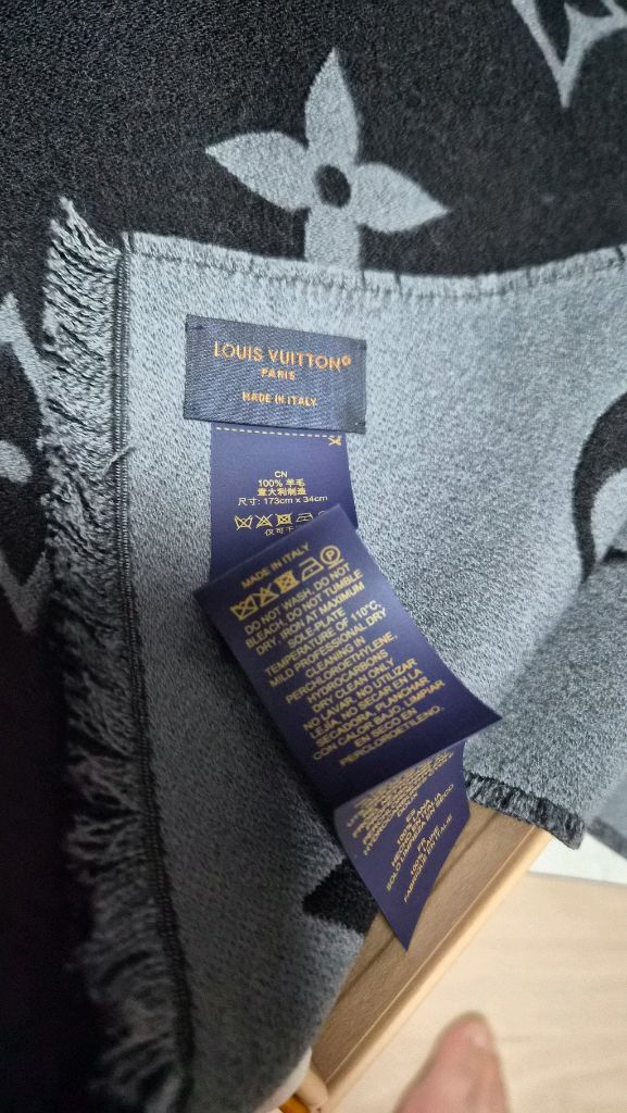 루이비통 모노그램 베비엔 목도리--2