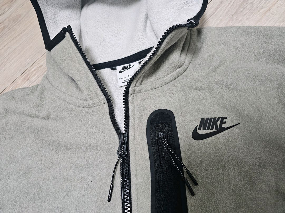 NIKE 나이키 테크 플리스 윈터라이즈드 풀집 후디 4만에 팝니다.--1