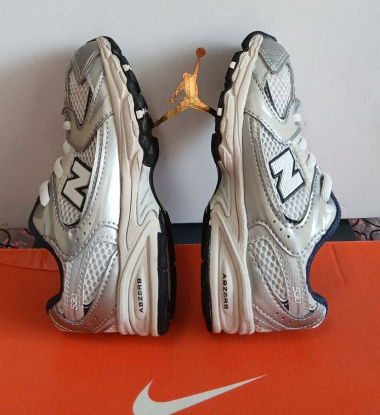 뉴발란스키즈 530 160스틸그레이운동화24년6월--6