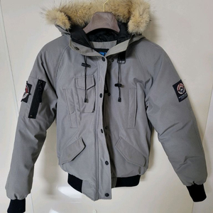 스케쳐스 덕다운 리얼라쿤퍼 봄버 90표기 95정사이즈 상태굿