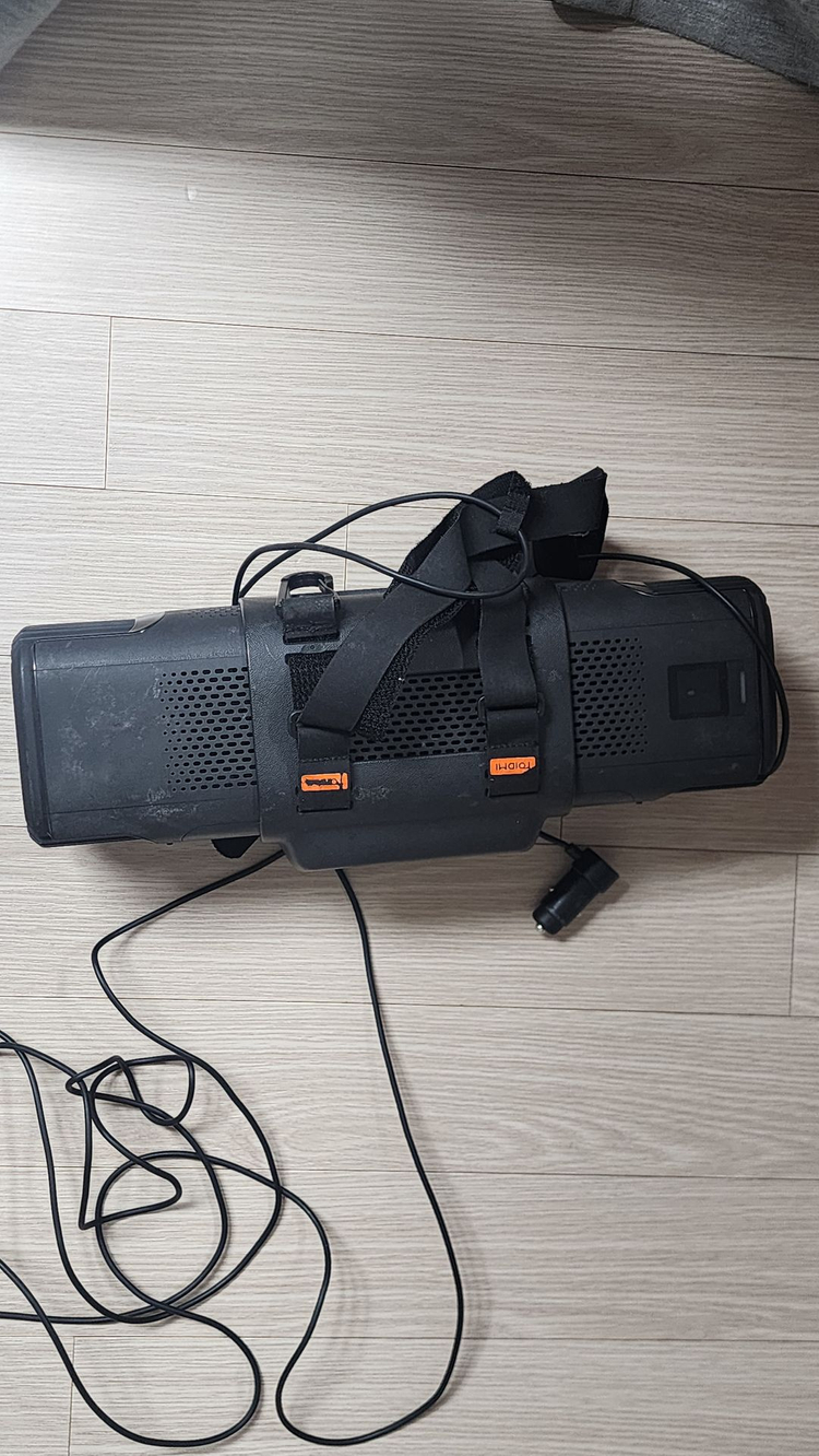 샤오미 미지아 차량용공기청정기 1세대--1