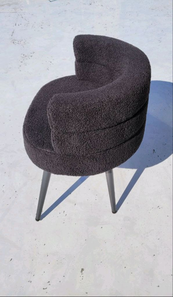 모던 암체어 의자 패브릭 이미지