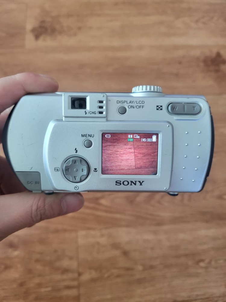 소니 사이버샷 빈티지 디카--1