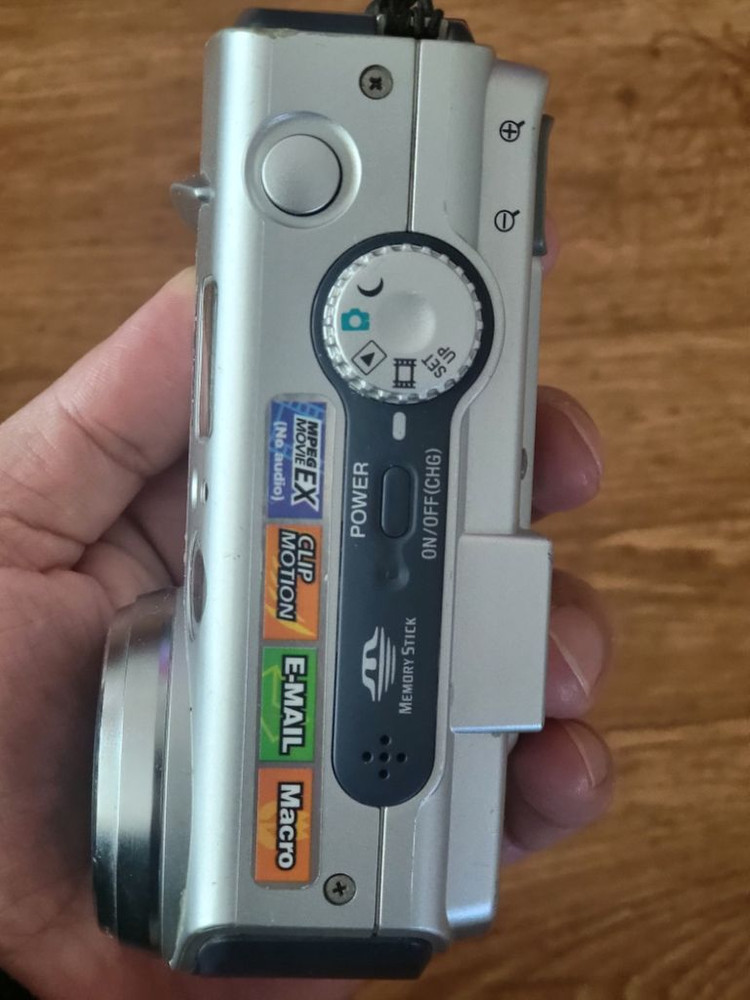 소니 사이버샷 빈티지 디카--2