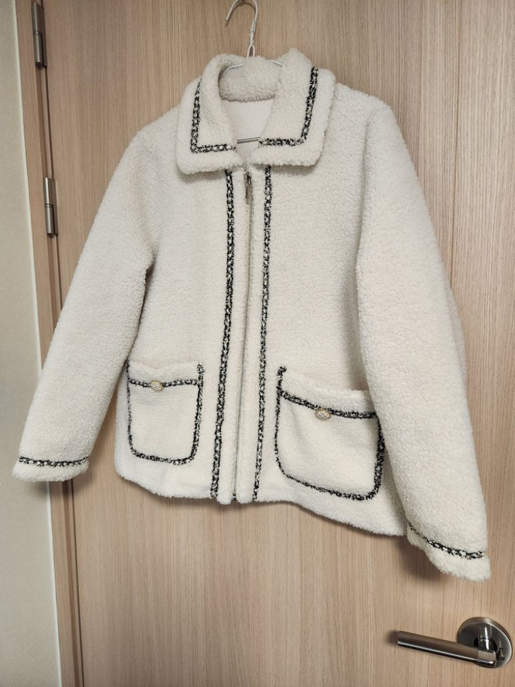 베스띠벨리 양털뽀글이자켓코트--2