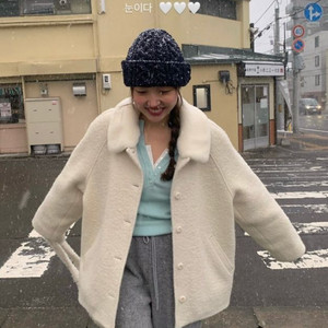 택포) 타낫 레글런 부클 하프 코트 아이보리 Raglan boucle half coat (ivory)