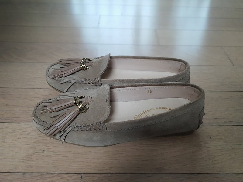 토즈 곰마루 프린지 스웨이드 시티 드라이빙 로퍼 이미지