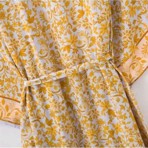 유럽식 유카타 플라워 롱로브 이미지