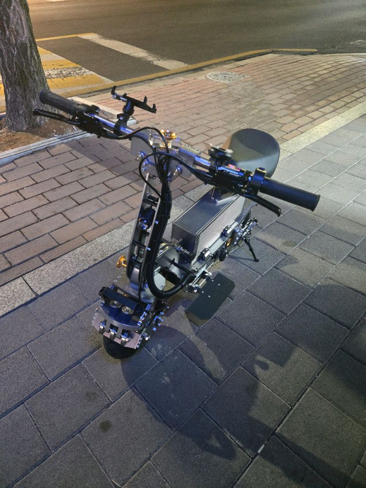 위페드 m2 저렴하게판매합니다--2