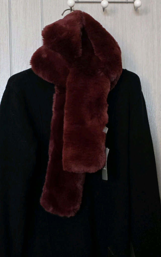 새제품/택가69000/아놀드파마 루시퍼 롱퍼 머플러--1