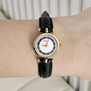 구찌 쉐리라인 청판 여성 시계 여자 팔찌 빈티지