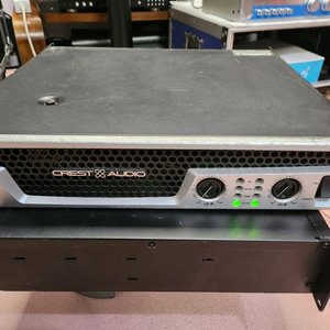 크레스트오디오.CC1800프로페셔널 파워앰프