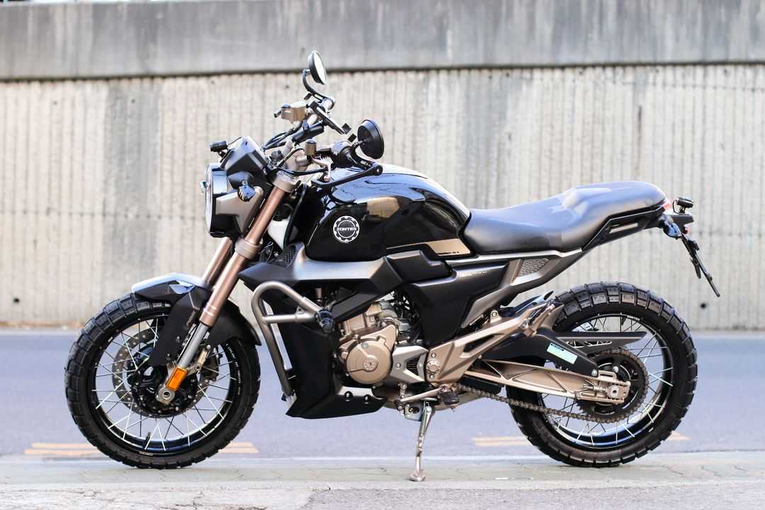 존테스125 g1 2023년식 1373km 오토바이 판매합니다--3