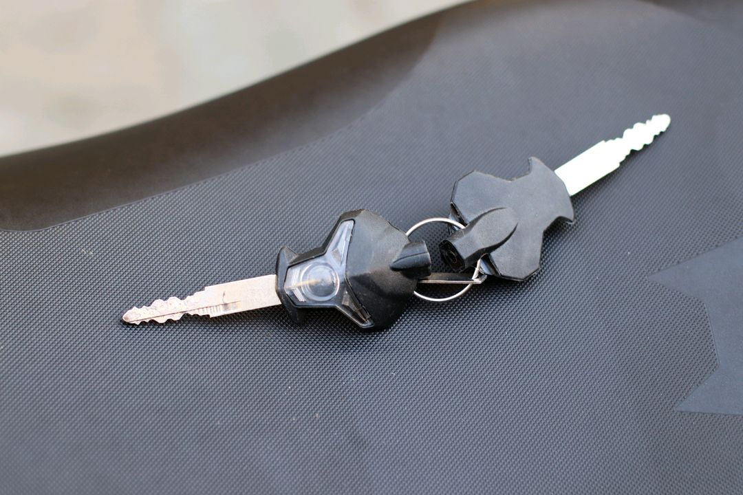 존테스125 g1 2023년식 1373km 오토바이 판매합니다--6