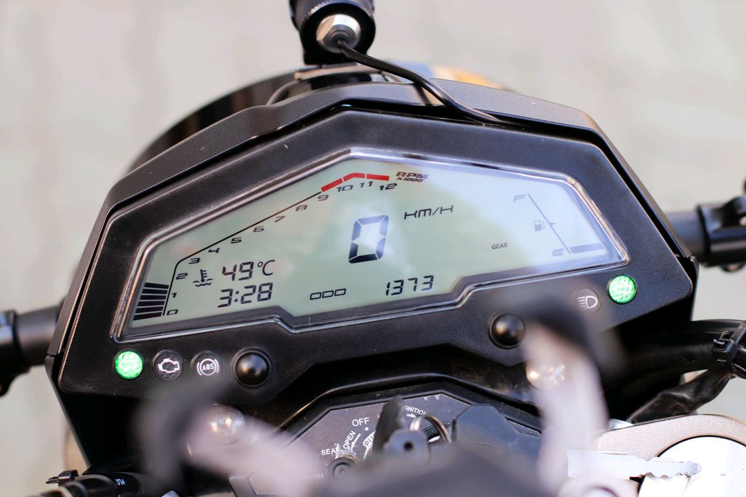 존테스125 g1 2023년식 1373km 오토바이 판매합니다--7