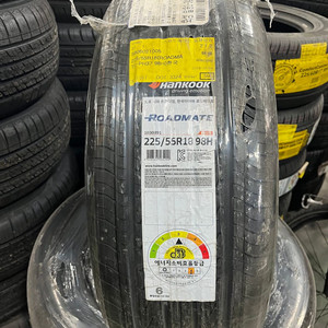 한국타이어 로드메이트 225/55R18 이월 4개 판매! 이미지