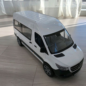 브루더 부르더 벤츠