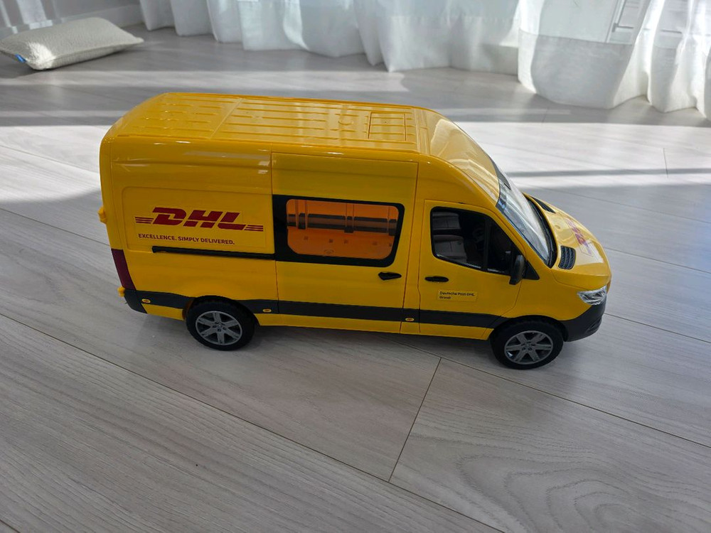 브루더 DHL 택배차량 부르더--1