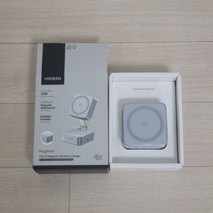 유그린 맥플로우 Qi2 2in1 25W 마그네틱 무선 충전기