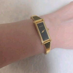 구찌 정품 1500L 골드콤비 블랙 럭셔리 여성 명품시계 깔끔컨디션