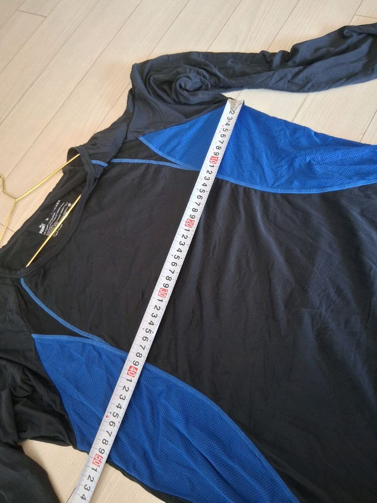 푸마 여성 래쉬가드 M--4