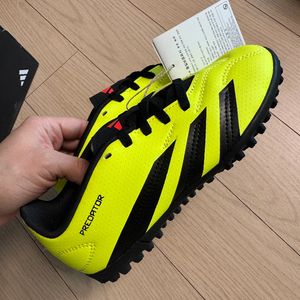 새상품) 아디다스 프레데터 주니어 축구화 풋살화 200