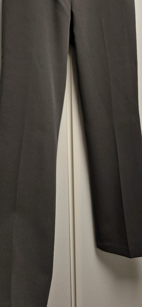 여성 그레이 세미부츠컷 슬랙스 이미지