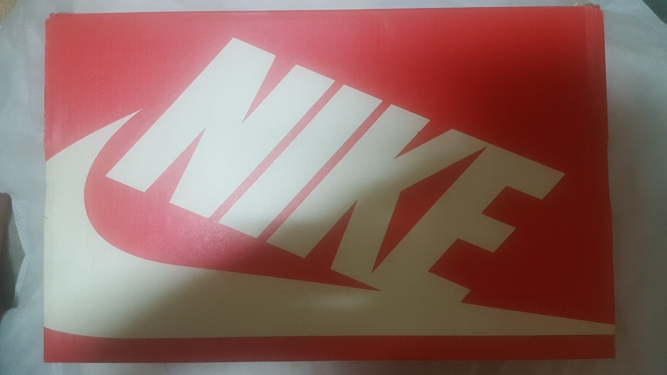 [새상품/275] 나이키 리액트 엘리먼트 55 SE 블랙 화이트--2