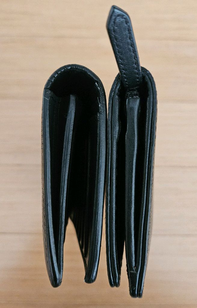 정품-루이비통 브라짜 장지갑 , 버버리 장지갑--4