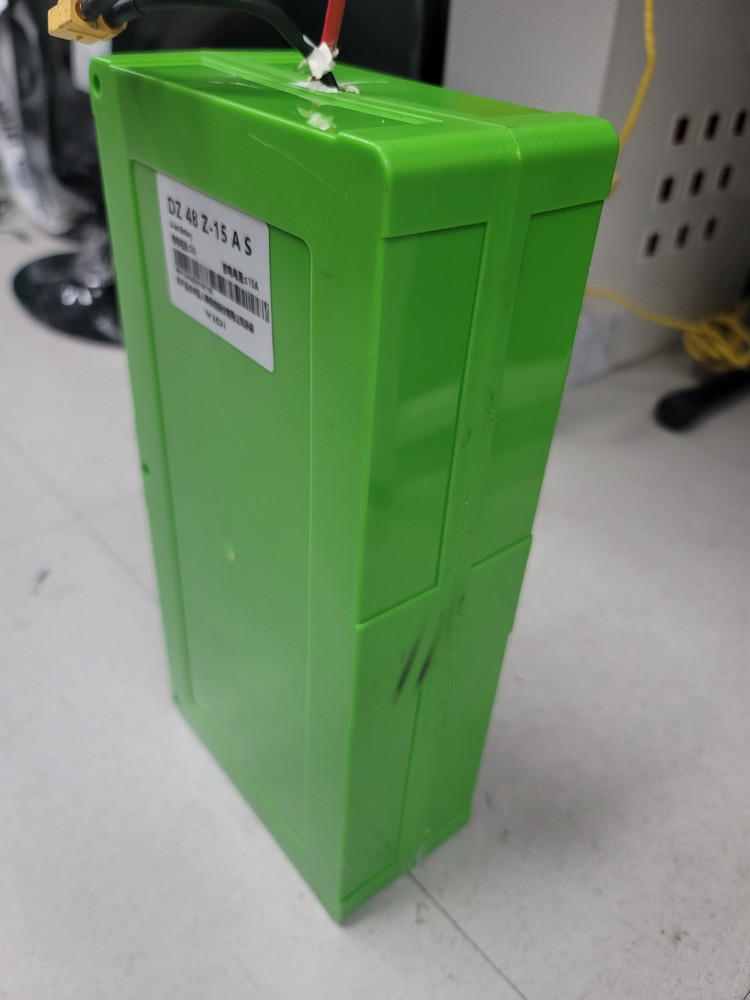 전동스쿠터에 사용하던 48V 15A 배터리 부품, 수리용 (고장)--1