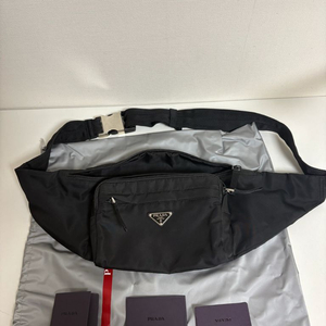 프라다 벨트백 판매합니다