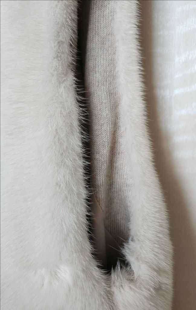 타임 밍크후드베스트 이미지