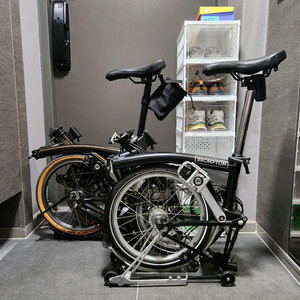 브롬톤 m6r(22년식 블랙) / 23년식 m2r(23년식 로우라커) / 대전 이미지