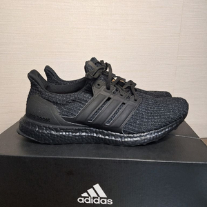 아디다스 울트라부스트 트리플블랙 새상품 이미지